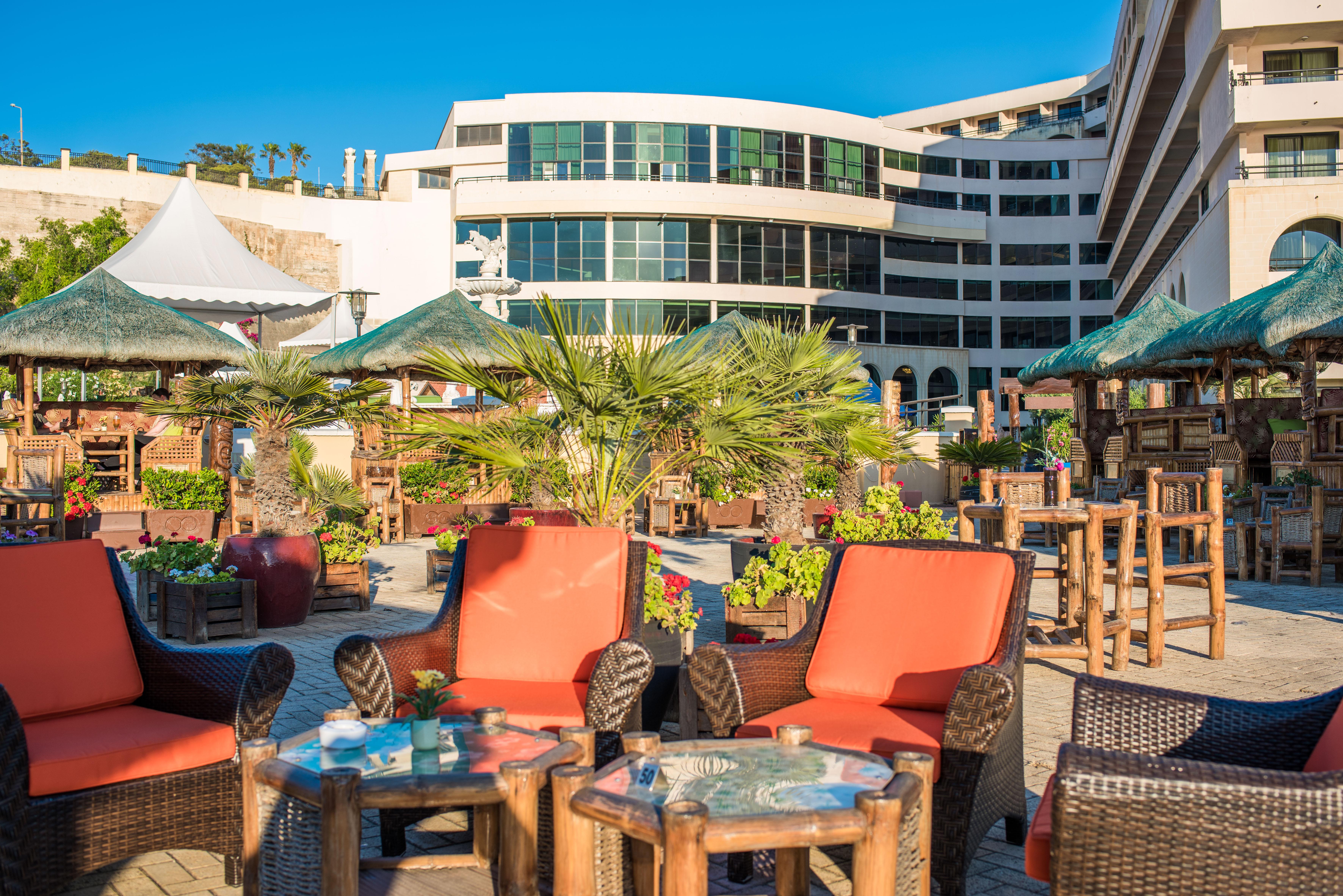 Grand Hotel Excelsior Floriana Luaran gambar The pool at the Hilton Sharm El Sheikh
