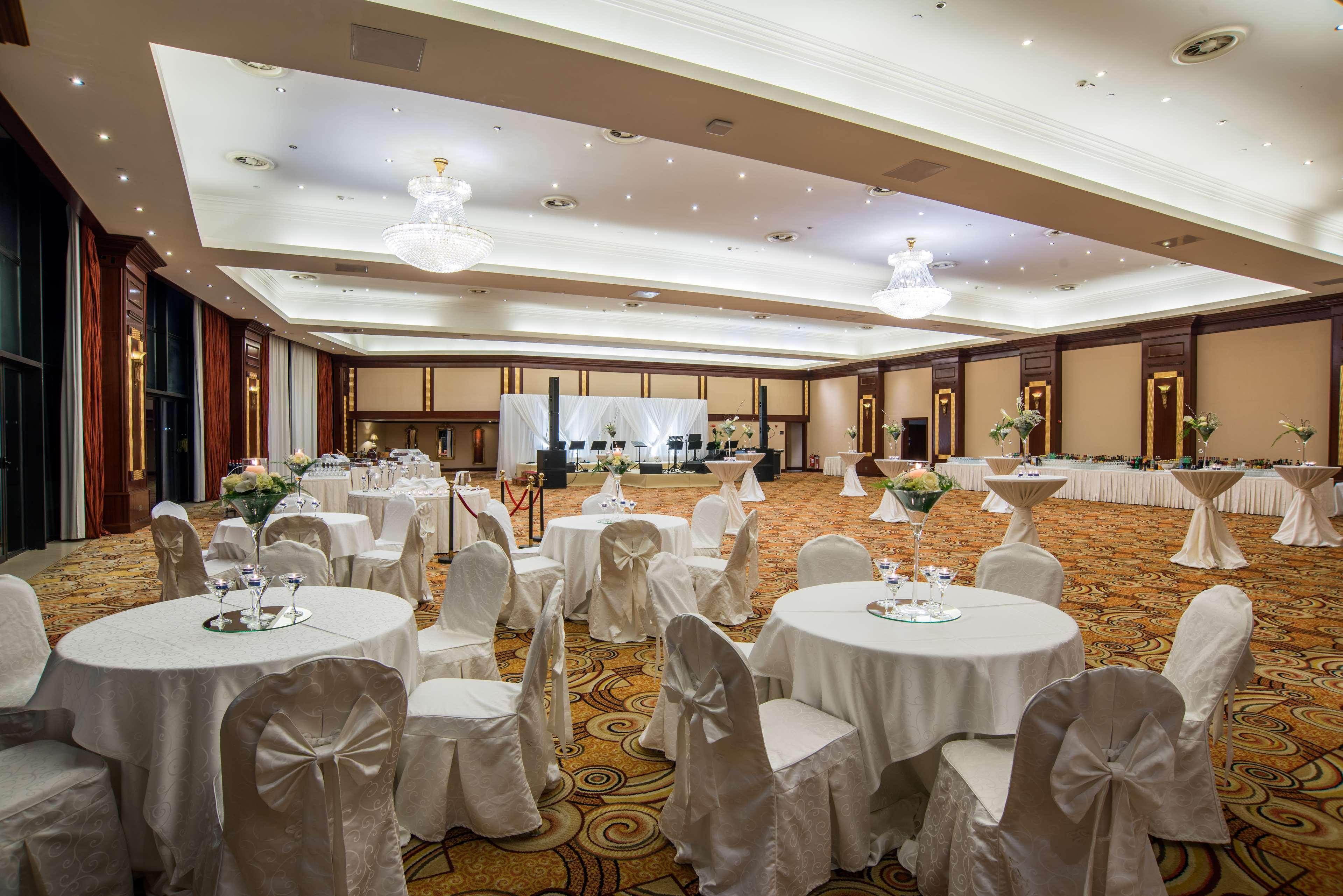 Grand Hotel Excelsior Floriana Luaran gambar The Grand Ballroom